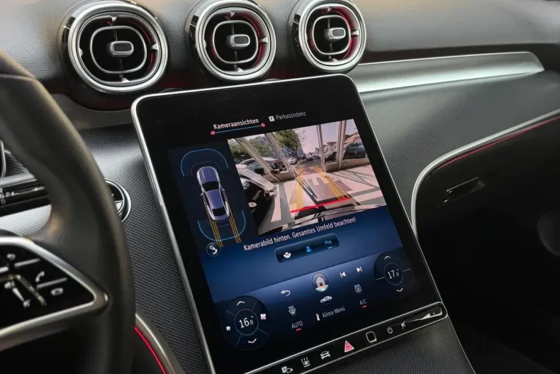 Mercedes-Benz CLE 200 din 2023 cu 26.600 km - oferta MER120491 - foto 14