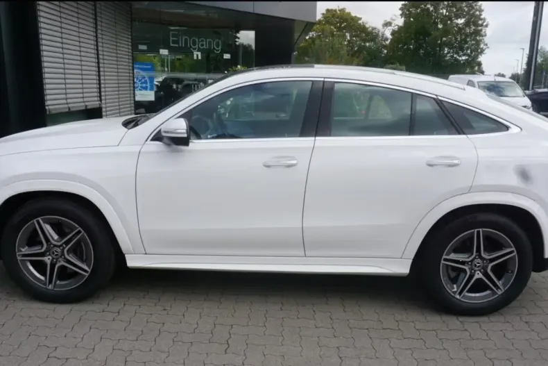 Mercedes-Benz GLE 300 din 2024 cu 17.000 km - oferta MER120500 - foto 3