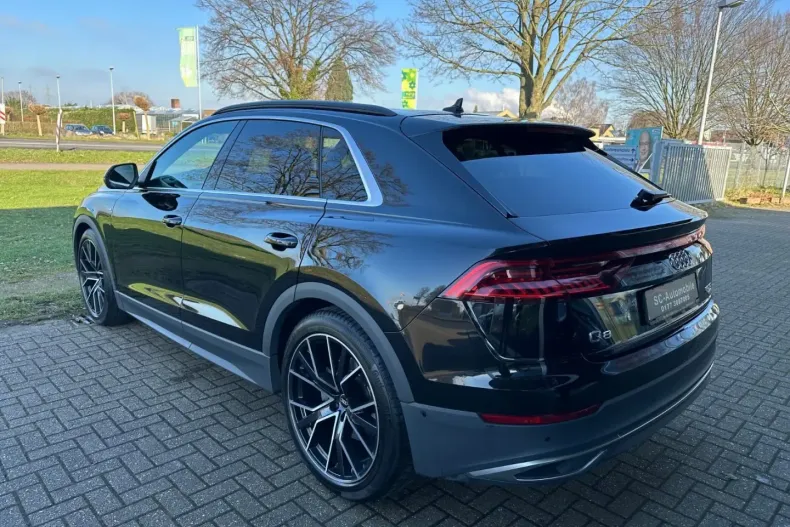 Audi Q8 din 2022 cu 75.800 km - oferta AUD120507 - foto 5