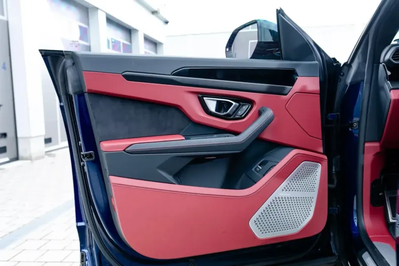 Lamborghini Urus din 2023 cu 8.565 km - oferta LAM120509 - foto 13