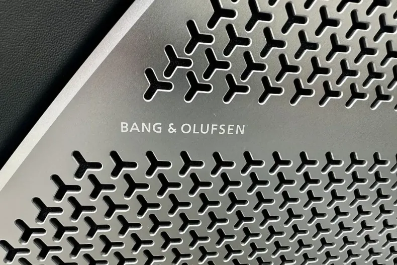 Lamborghini Urus din 2023 cu 21.000 km - oferta LAM120510 - foto 20