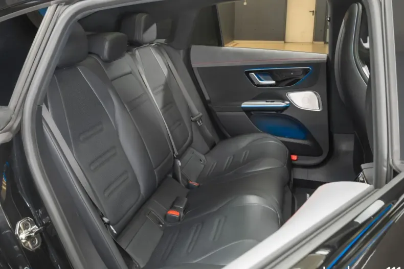 Mercedes-Benz EQE din 2024 cu 14.685 km - oferta MER120514 - foto 15