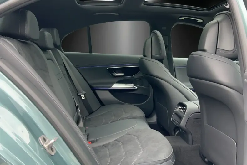 Mercedes-Benz E 200 din 2024 cu 13.000 km - oferta MER120517 - foto 11