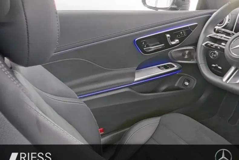 Mercedes-Benz CLE 450 din 2024 cu 15.569 km - oferta MER120519 - foto 8