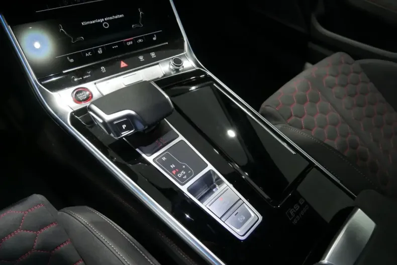 Audi RS6 din 2024 cu 7.500 km - oferta AUD120543 - foto 15