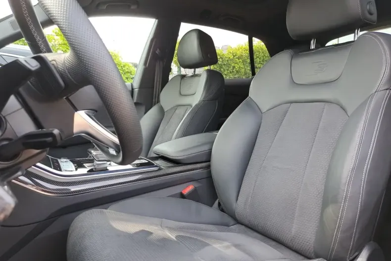 Audi Q8 din 2023 cu 27.261 km - oferta AUD120548 - foto 14