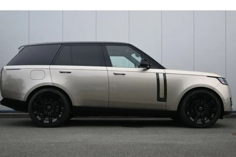 Land Rover Range Rover din 2024 cu 1.500 km - oferta LAN120553 - foto 3