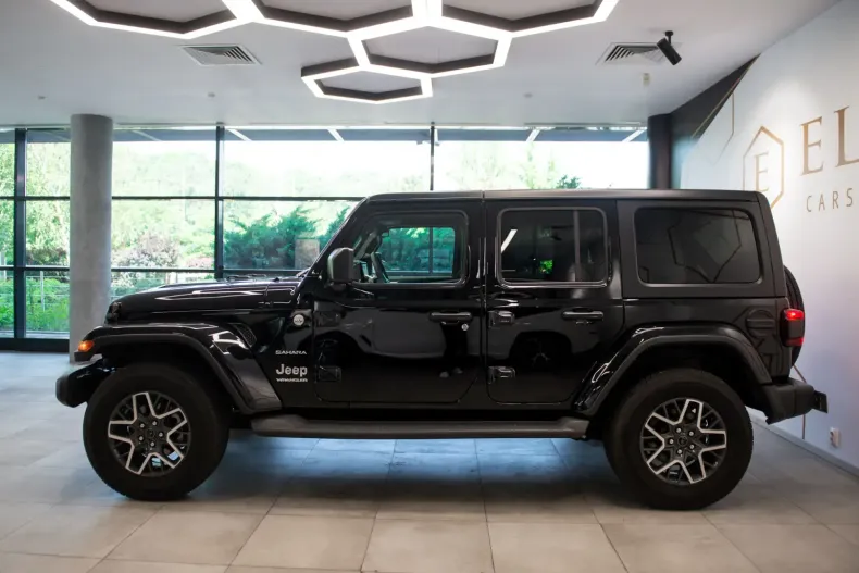 Jeep Wrangler din 2024 cu 4.686 km - oferta JEE120554 - foto 4