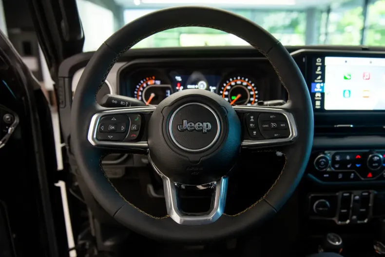 Jeep Wrangler din 2024 cu 4.686 km - oferta JEE120554 - foto 15