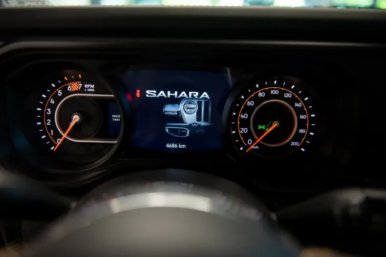 Jeep Wrangler din 2024 cu 4.686 km - oferta JEE120554 - foto 16