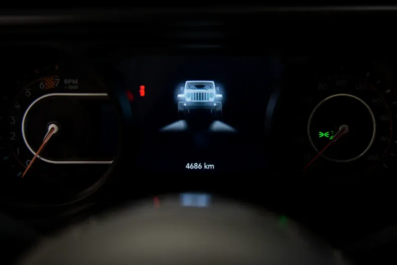 Jeep Wrangler din 2024 cu 4.686 km - oferta JEE120554 - foto 17