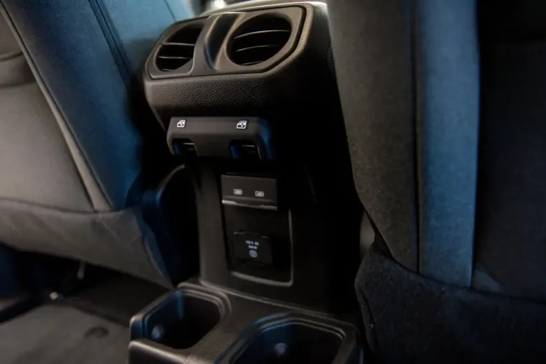 Jeep Wrangler din 2024 cu 4.686 km - oferta JEE120554 - foto 32