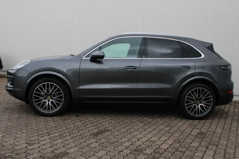 Porsche Cayenne din 2022 cu 81.700 km - oferta POR120558 - foto 2