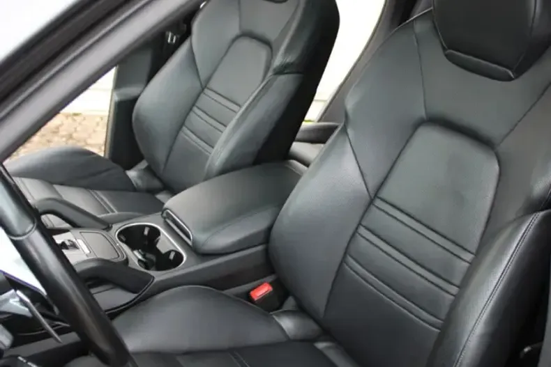 Porsche Cayenne din 2022 cu 81.700 km - oferta POR120558 - foto 10