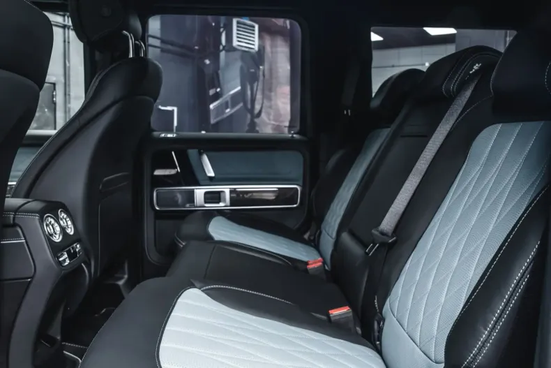 Mercedes-Benz G 63 AMG din 2025 cu 40 km - oferta MER120560 - foto 2