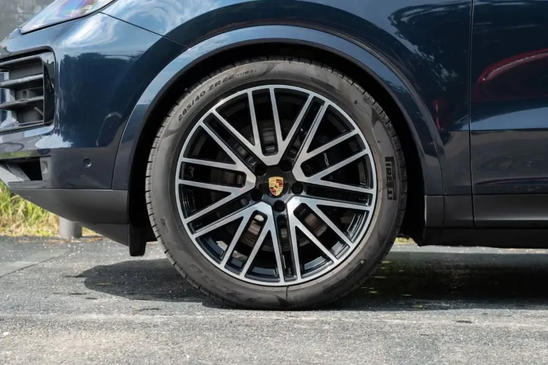 Porsche Cayenne din 2024 cu 27.900 km - oferta POR120561 - foto 4