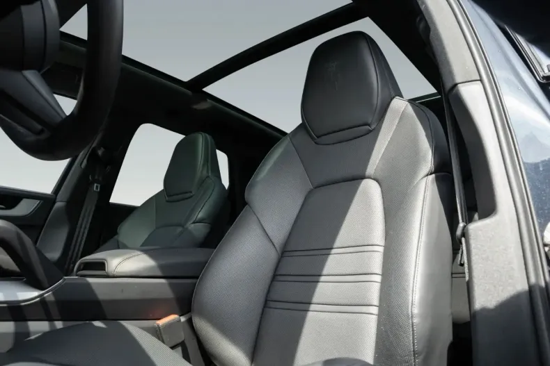 Porsche Cayenne din 2024 cu 27.900 km - oferta POR120561 - foto 8