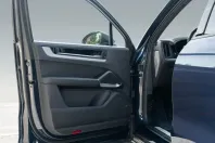 Porsche Cayenne din 2024 cu 27.900 km - oferta POR120561 - foto 18