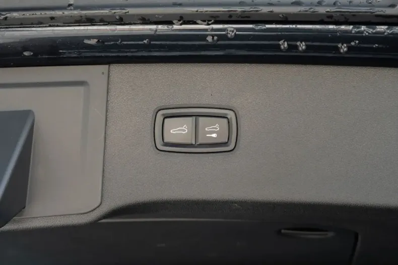 Porsche Cayenne din 2024 cu 27.900 km - oferta POR120561 - foto 30