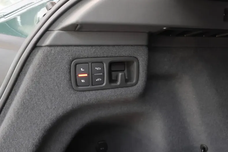 Lamborghini Urus din 2025 cu 900 km - oferta LAM120563 - foto 22