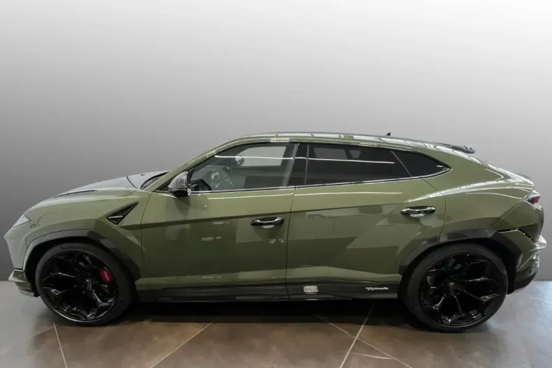 Lamborghini Urus din 2023 cu 21.240 km - oferta LAM120564 - foto 3