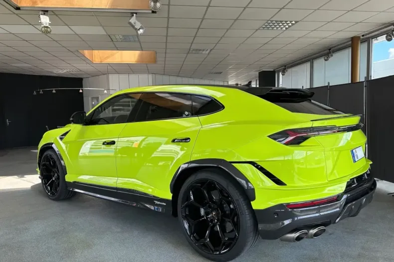 Lamborghini Urus din 2024 cu 10.670 km - oferta LAM120568 - foto 3