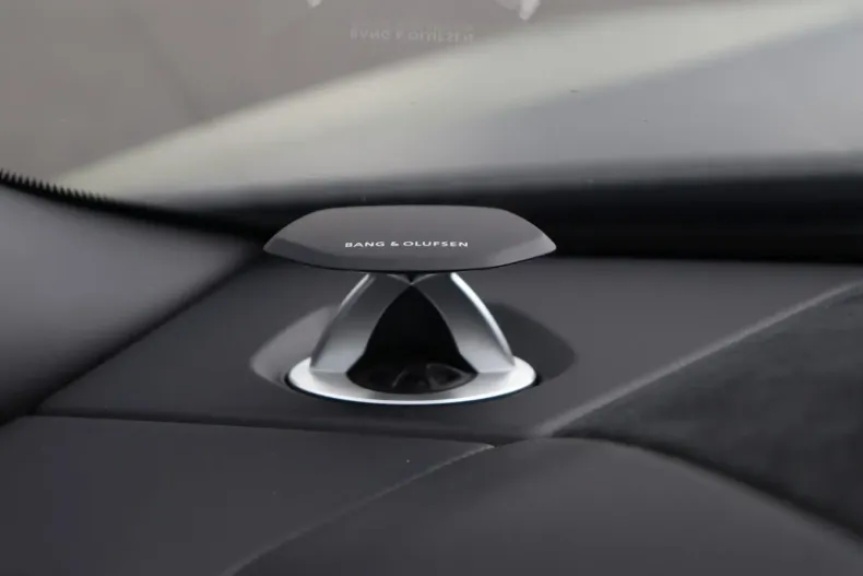 Lamborghini Urus din 2024 cu 3.900 km - oferta LAM120569 - foto 30