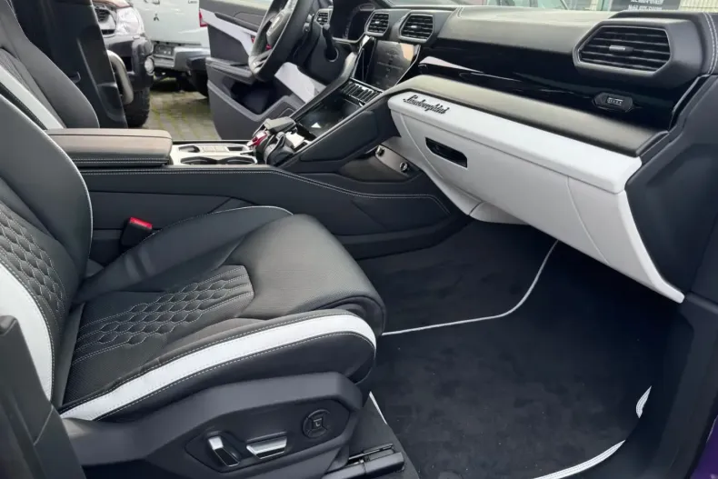 Lamborghini Urus din 2024 cu 5.900 km - oferta LAM120579 - foto 12