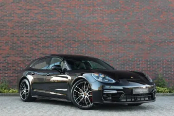 Porsche Panamera din 2023 - oferta POR120581