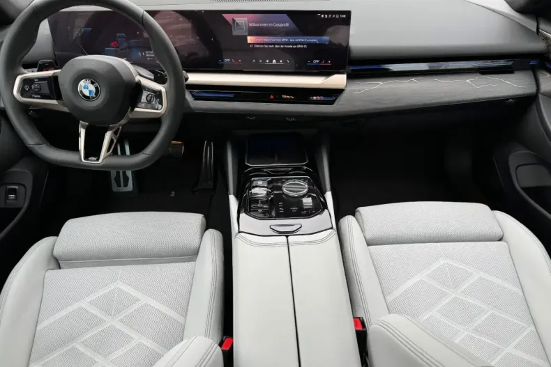 BMW 520 din 2023 cu 7.500 km - oferta BMW120584 - foto 17