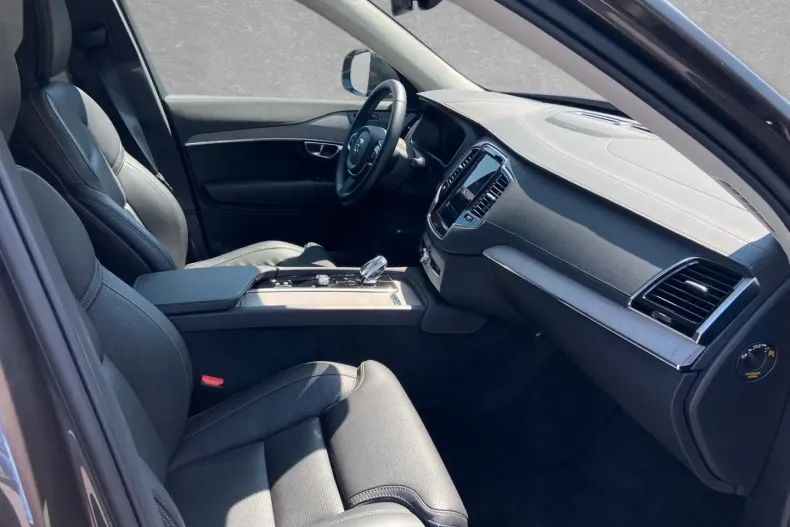 Volvo XC90 din 2024 cu 24.000 km - oferta VOL120585 - foto 4