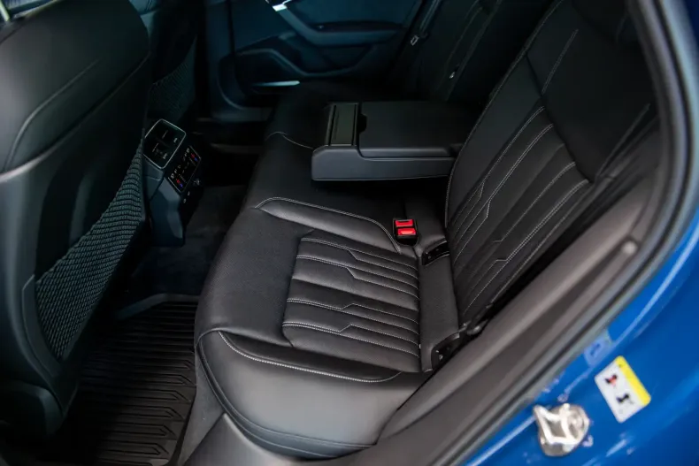 Audi S6 din 2024 cu 7.500 km - oferta AUD120588 - foto 31