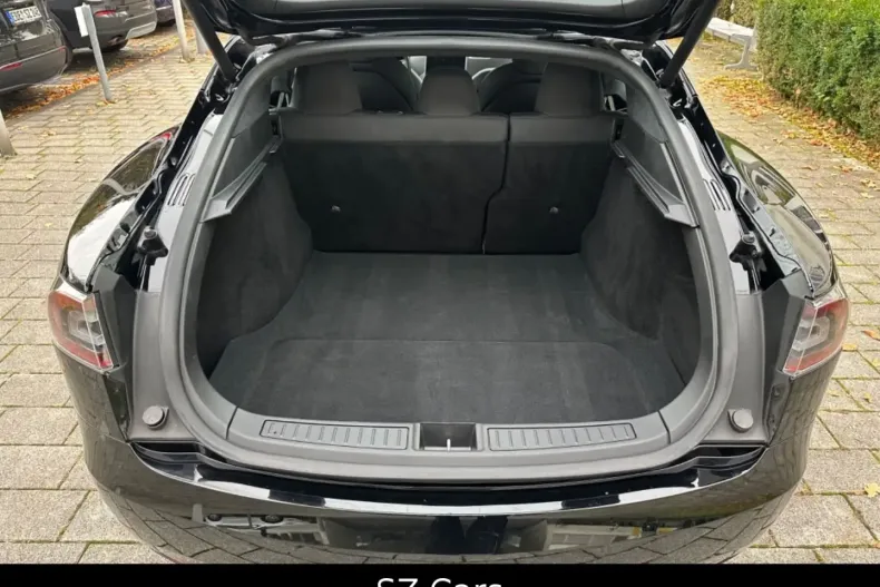 Tesla Model S din 2020 cu 71.350 km - oferta TES120589 - foto 27