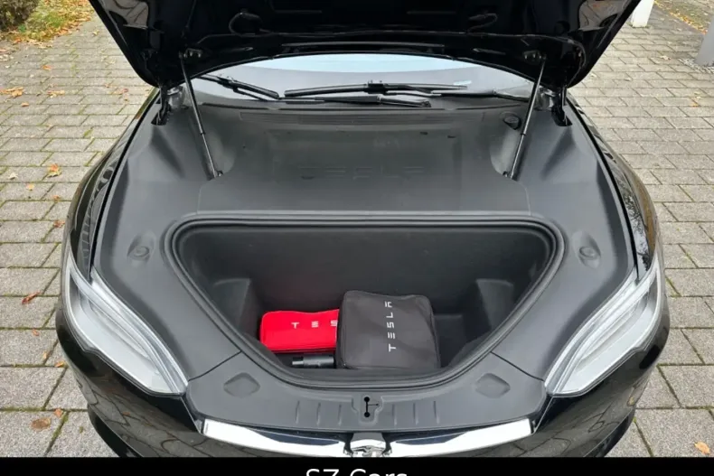 Tesla Model S din 2020 cu 71.350 km - oferta TES120589 - foto 28