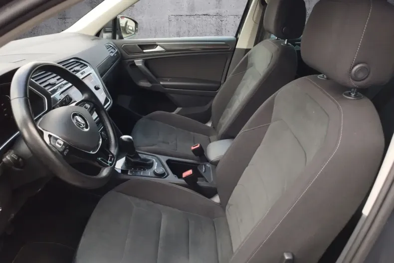 Volkswagen Tiguan din 2020 cu 69.800 km - oferta VOL120592 - foto 5