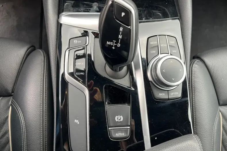 BMW 530 din 2020 cu 89.025 km - oferta BMW120594 - foto 12