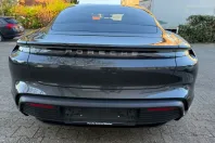 Porsche Taycan din 2020 cu 72.827 km - oferta POR120597 - foto 6