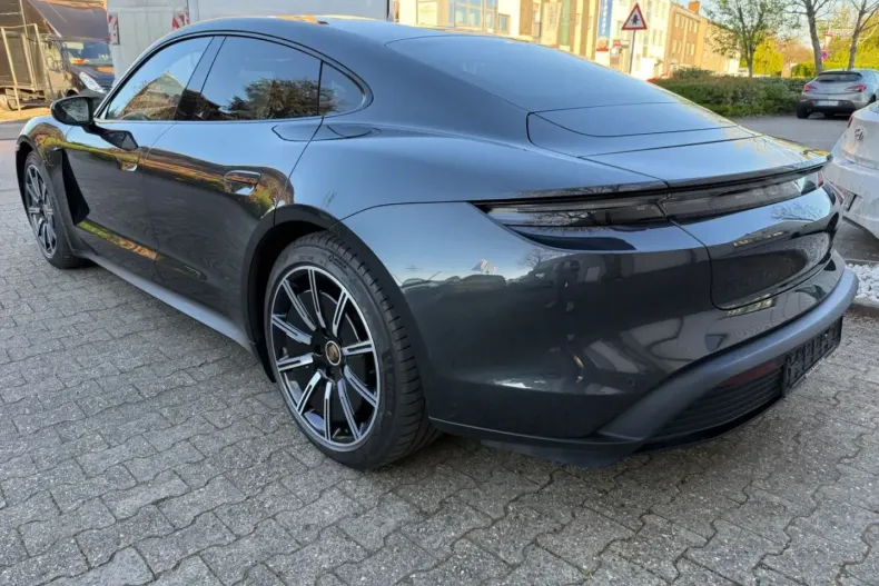 Porsche Taycan din 2020 cu 72.827 km - oferta POR120597 - foto 7