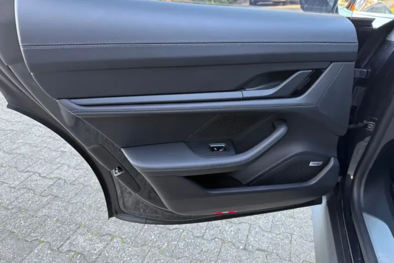 Porsche Taycan din 2020 cu 72.827 km - oferta POR120597 - foto 15