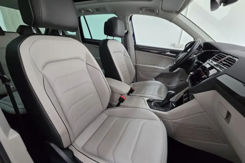 Volkswagen Tiguan din 2020 cu 65.990 km - oferta VOL120601 - foto 17