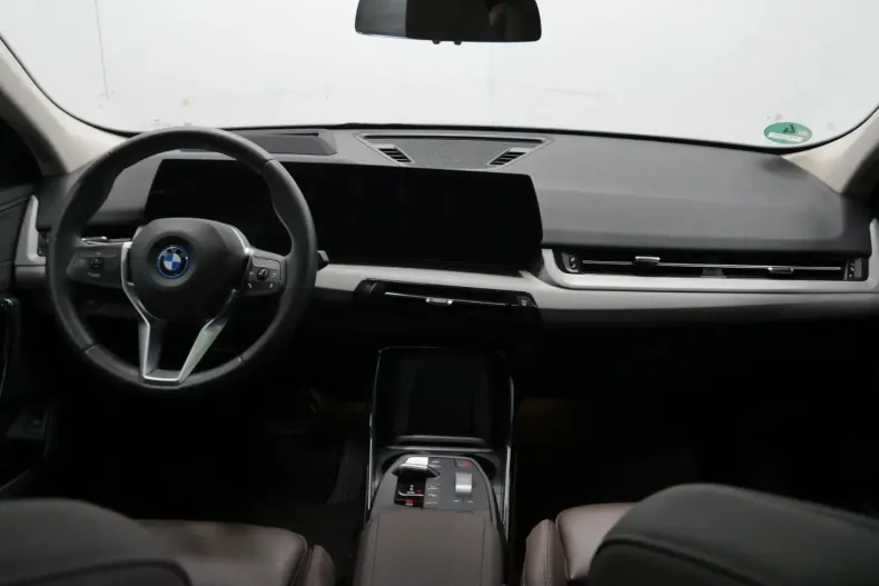 BMW iX2 din 2024 cu 15.900 km - oferta BMW120608 - foto 4