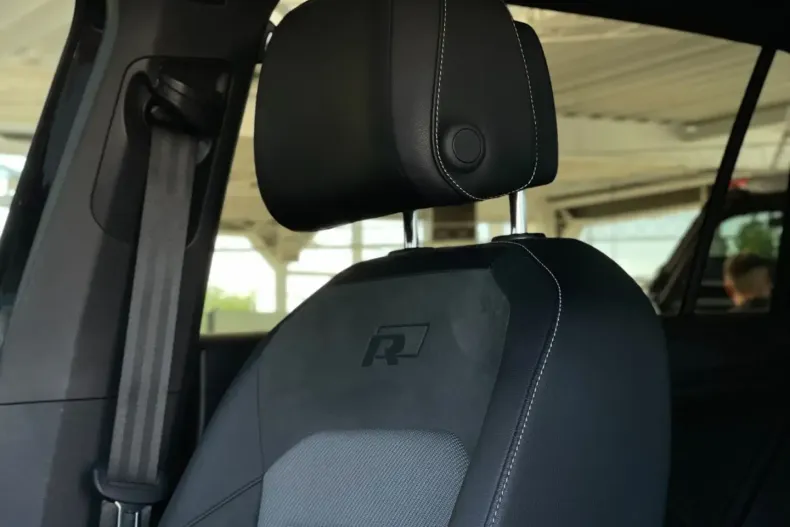 Volkswagen Tiguan Allspace din 2020 cu 84.334 km - oferta VOL120610 - foto 17