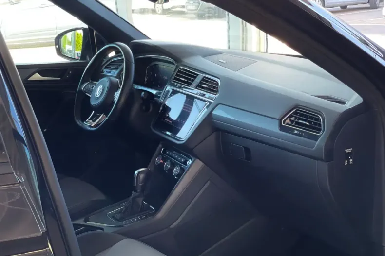 Volkswagen Tiguan Allspace din 2020 cu 84.334 km - oferta VOL120610 - foto 22