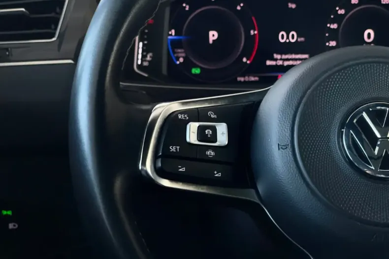 Volkswagen Tiguan Allspace din 2020 cu 84.334 km - oferta VOL120610 - foto 25