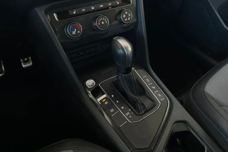 Volkswagen Tiguan Allspace din 2020 cu 84.334 km - oferta VOL120610 - foto 28