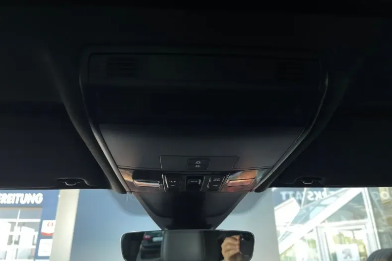 Volkswagen Tiguan Allspace din 2020 cu 84.334 km - oferta VOL120610 - foto 43