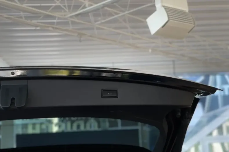 Volkswagen Tiguan Allspace din 2020 cu 84.334 km - oferta VOL120610 - foto 47