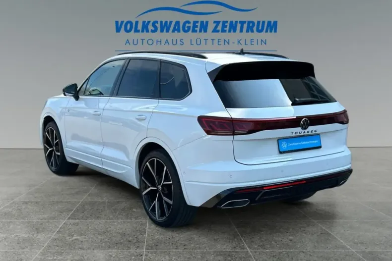 Volkswagen Touareg din 2023 cu 11.017 km - oferta VOL120611 - foto 3