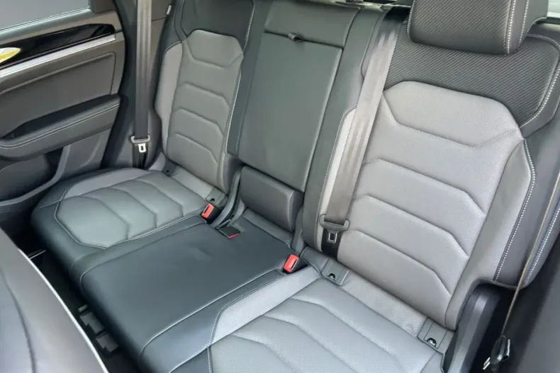 Volkswagen Touareg din 2023 cu 11.017 km - oferta VOL120611 - foto 13