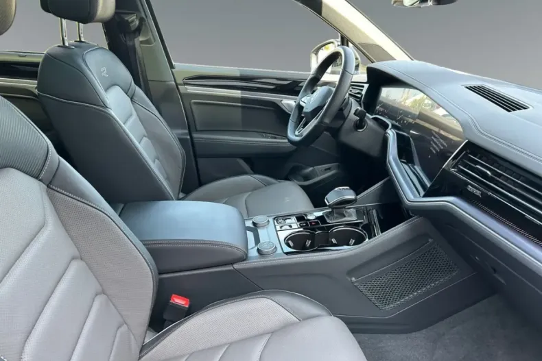 Volkswagen Touareg din 2023 cu 11.017 km - oferta VOL120611 - foto 15